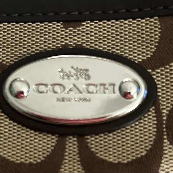 Coach crossbody - Picture 4 of 4